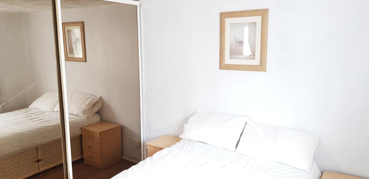 61 Baker Street Appartamento Luton  Esterno foto