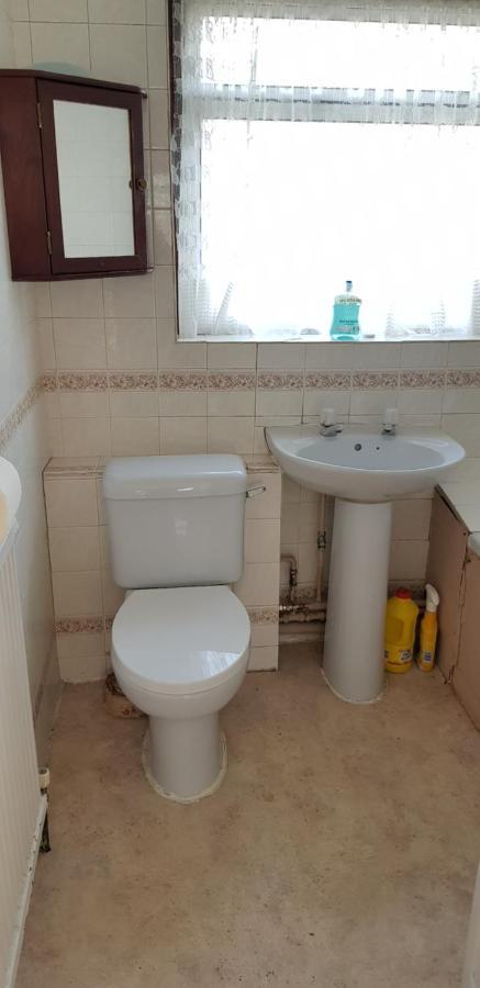 61 Baker Street Appartamento Luton  Esterno foto